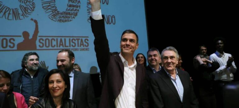 Pedro Sánchez junto a Manuel Escudero