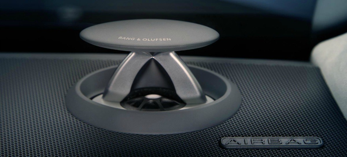 Audi ofrece por primera vez en las plazas traseras sonido 3D en el nuevo A8
