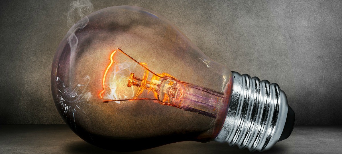 El precio de la luz supera este lunes los 164 euros MWh