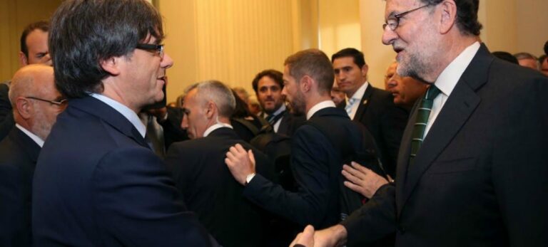 Carles Puigdemont y Mariano Rajoy
