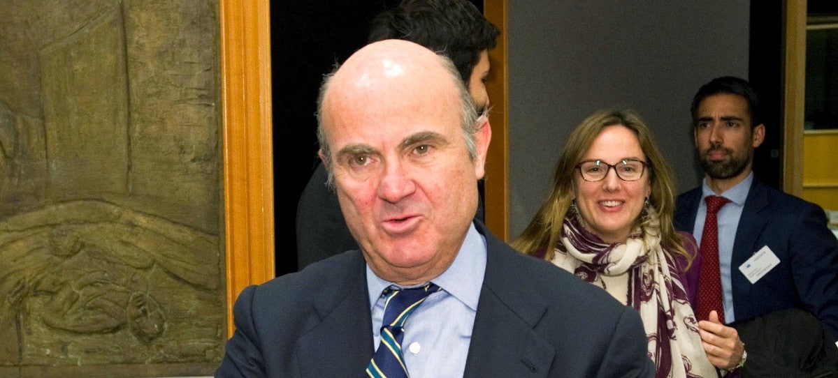 De Guindos, a Calviño: la Sareb fue útil y además cuenta con activos que se pueden vender
