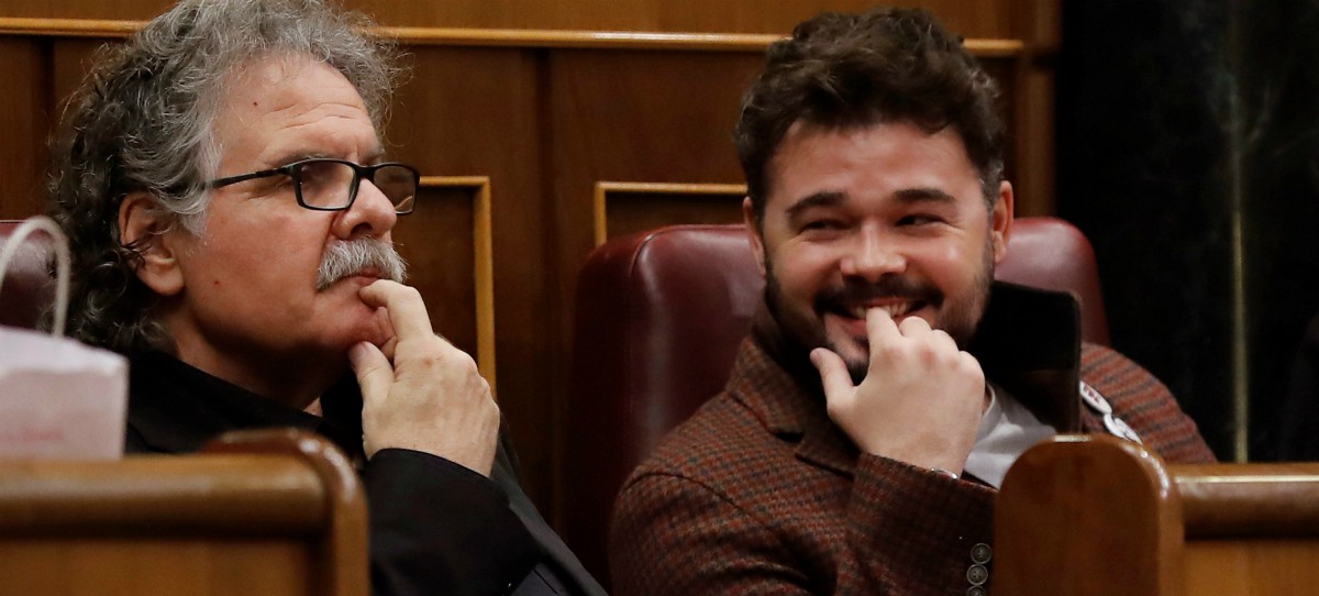 Más de 1.000 muertos, casi 20.000 contagiados, y la golpista ERC, a lo suyo: Pide a la Agencia Tributaria que investigue a la familia real