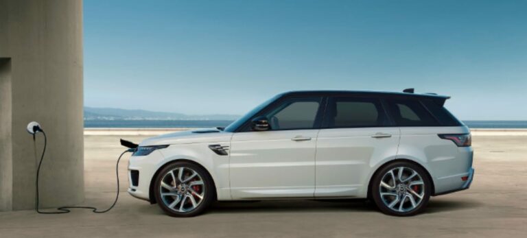 Range Rover P400e