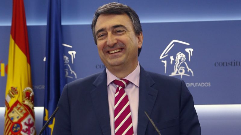 Sánchez obtiene el ‘sí’ del PNV tras ceder en el cupo vasco y las transferencia de ferrocarriles