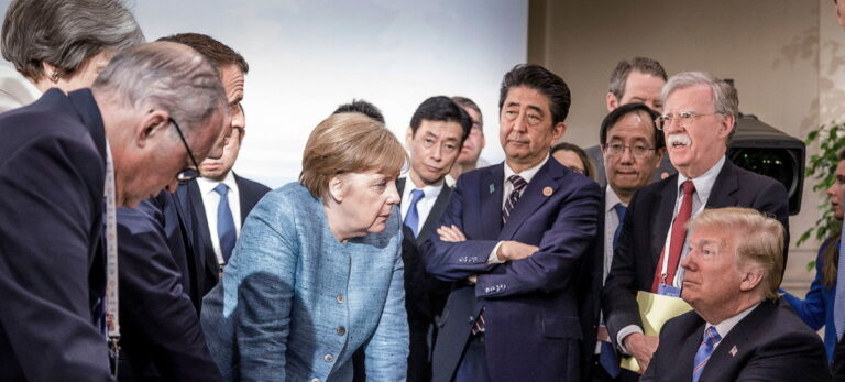 Angela Merkel y Donald Trump en la reunión del G7