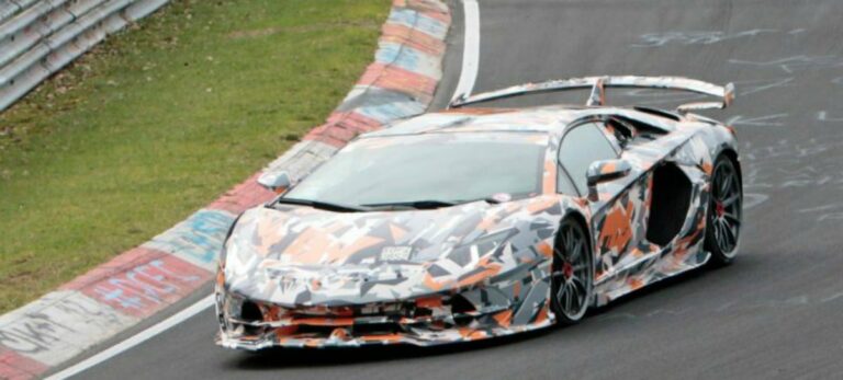 Lamborghini Aventador SVJ