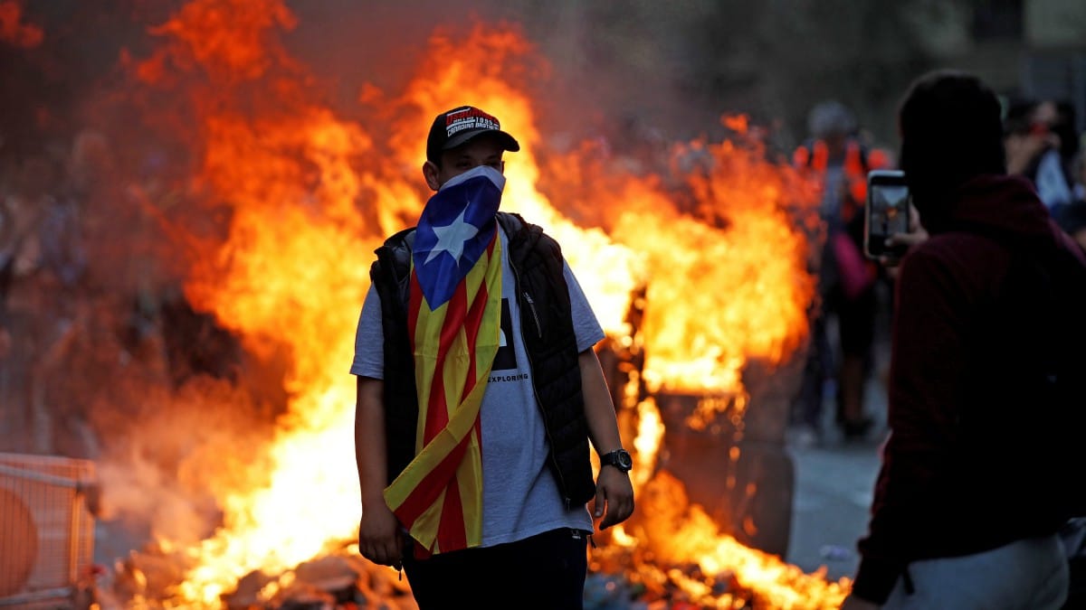 La independentista Cámara de Comercio de Barcelona quiere denunciar a las empresas que se exiliaron de Cataluña