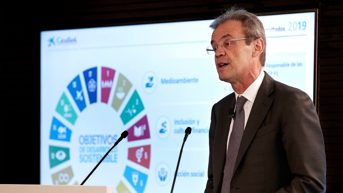 5.000 salidas y 2.000 incorporaciones en Caixabank desde 2014 para rejuvenecer su plantilla
