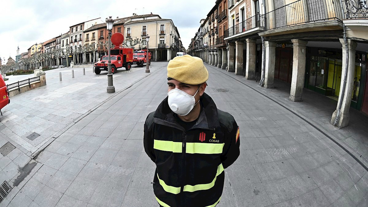 1.100 militares de la UME desplegados en ocho comunidades para desinfectar focos sospechosos de coronavirus