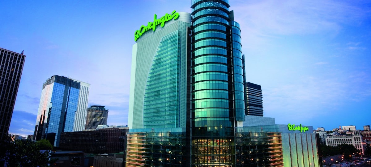 El Corte Inglés reforzará con 5.800 personas su plantilla de cara a la Navidad