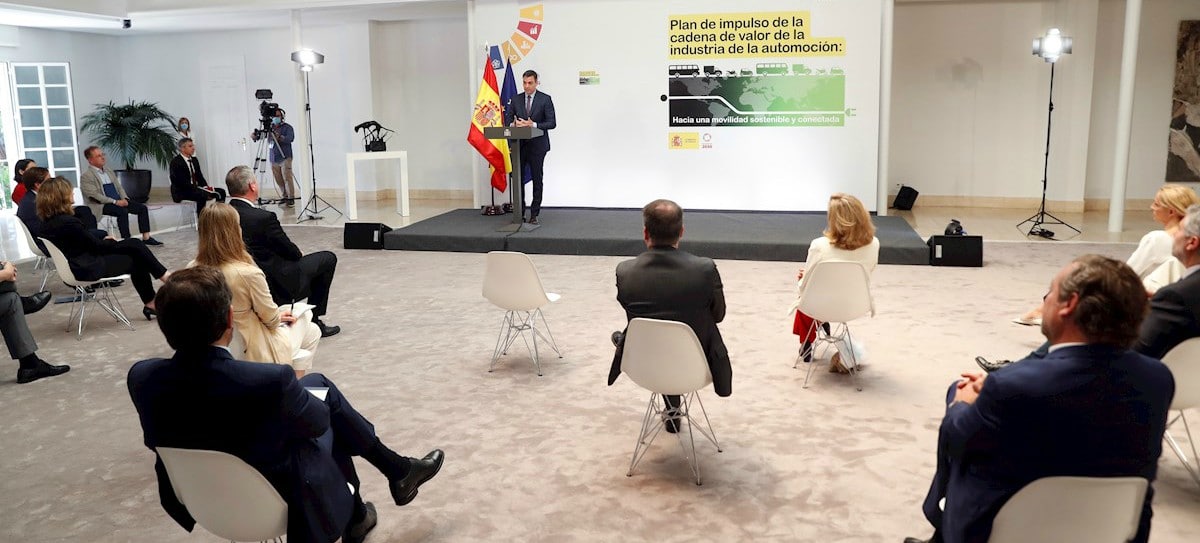 Solo el 9% de los coches que se venden en España son eléctricos o híbridos enchufables