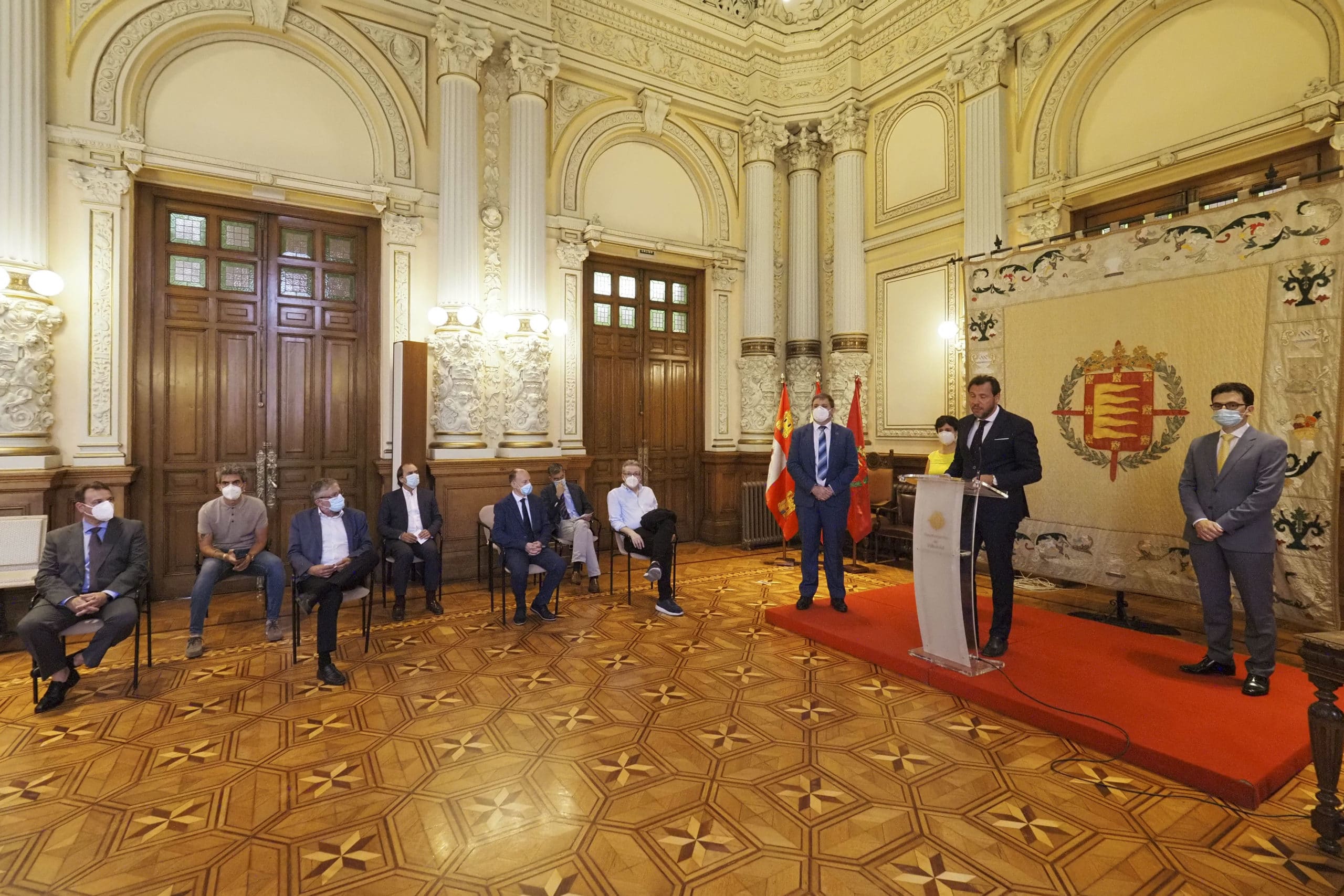 El recibo del agua y los impuestos municipales de Valladolid podrán pagarse en Correos