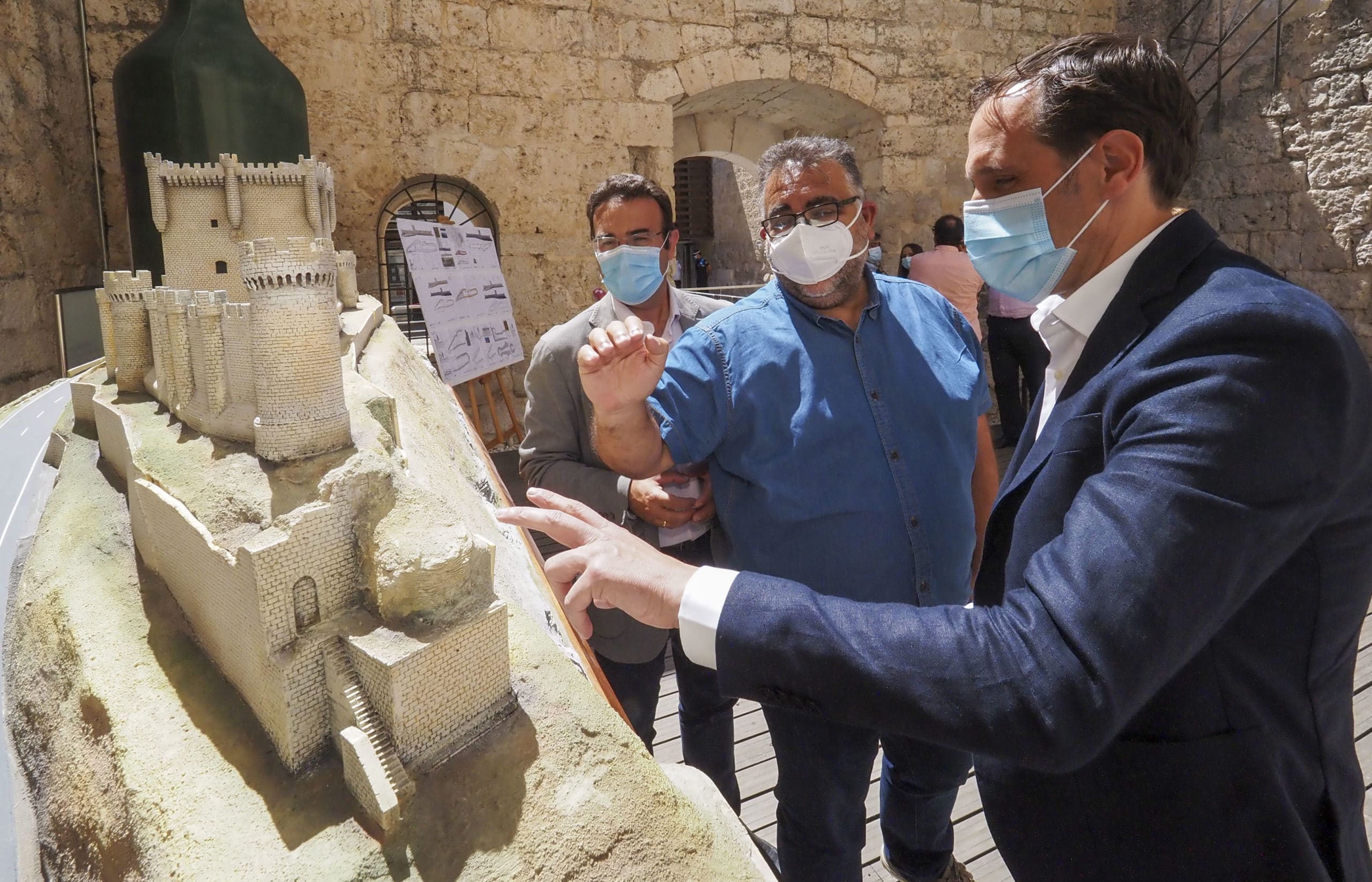 El castillo de Peñafiel recuperará el patio norte y la barbacana