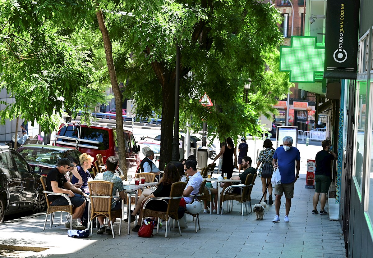 Hosteleros alertan del daño si hay más cierres por los brotesás cierres