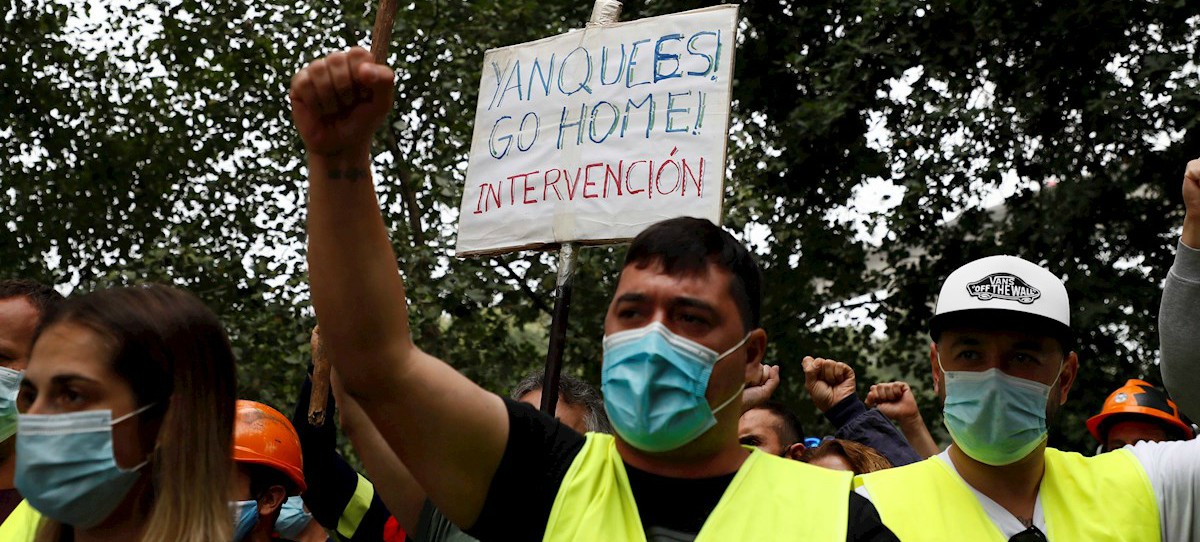 Alcoa cita a los trabajadores para negociar los despidos en San Cibrao