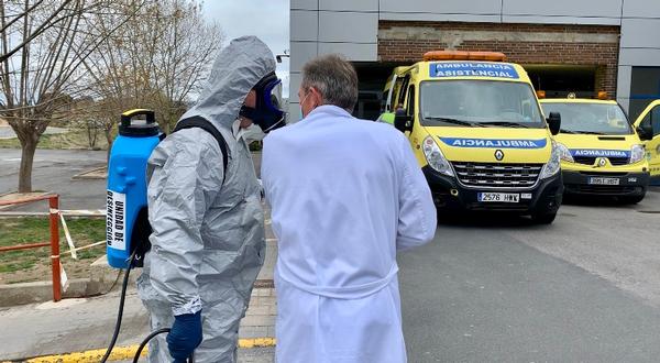 Sanidad certifica otros ochos muertos y 888 nuevos casos de coronavirus