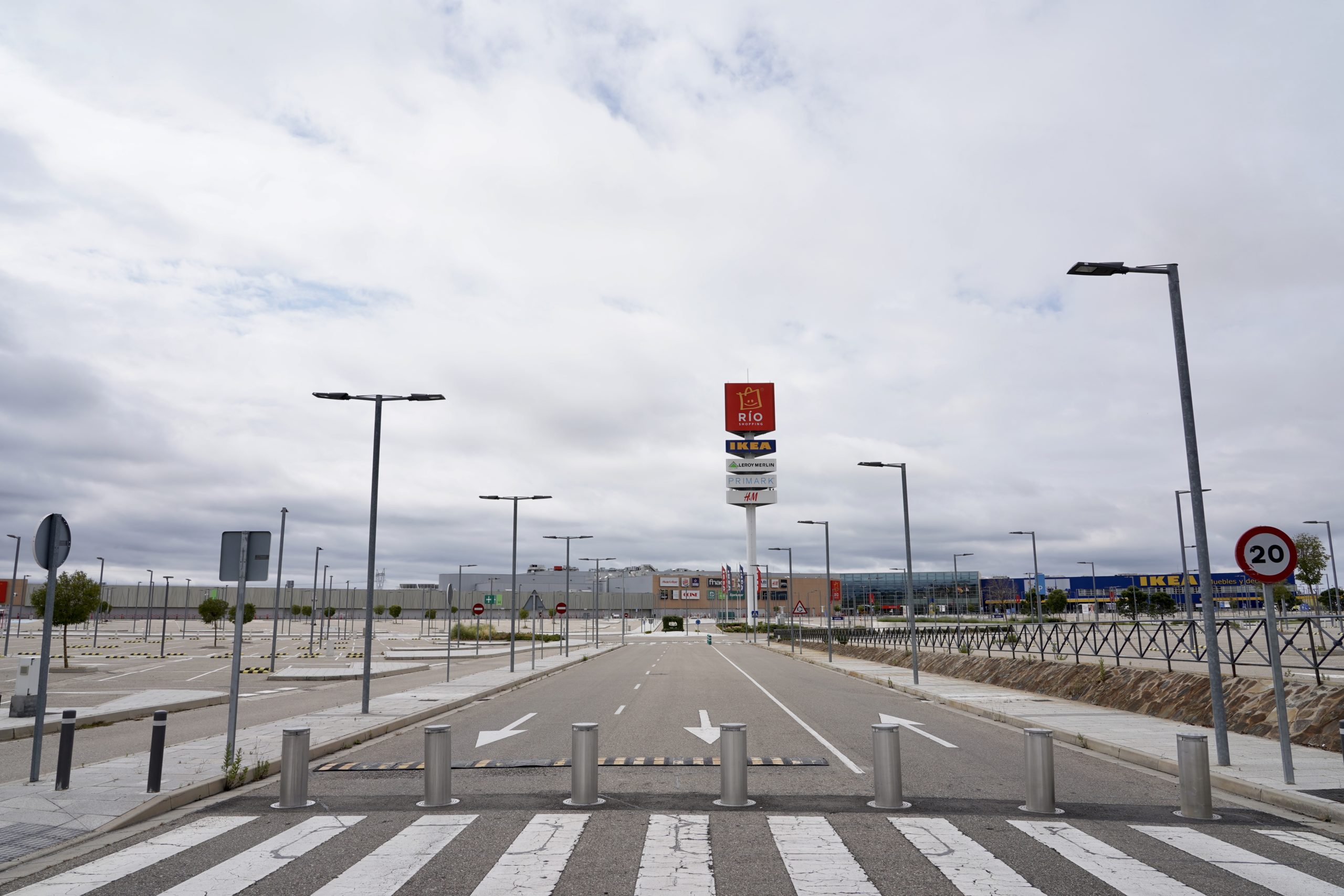 Valladolid recuerda al TSJ que Río Shopping está fuera de las medidas y abre los festivos