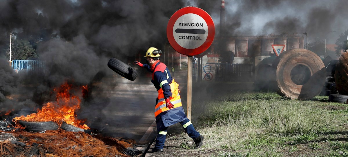 La justicia gallega prohíbe a Alcoa actuaciones que impliquen parar las cubas