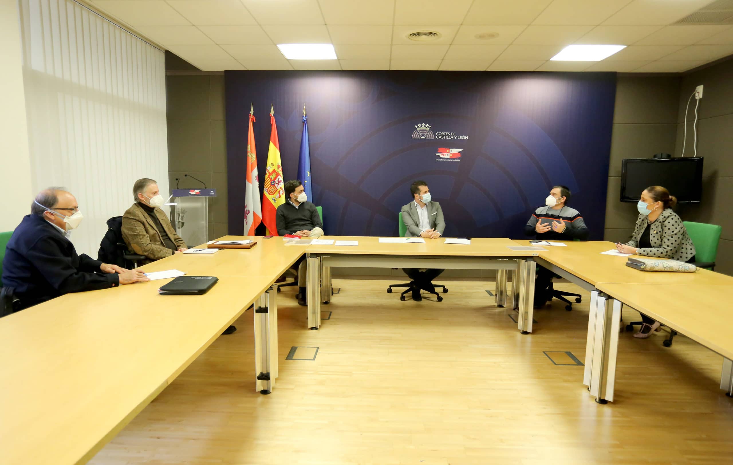 Tudanca ve «vergonzosa precariedad» en las inspecciones a residencias