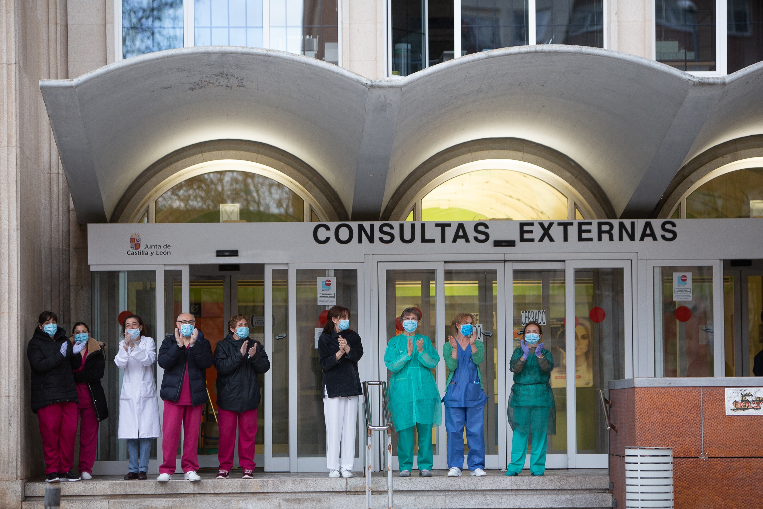 Sanidad contabiliza otros 11 muertos por covid y 358 nuevos casos