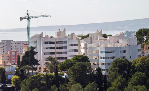 Trás ocho meses de caídas, la compra de vivienda remonta un 1,9 %
