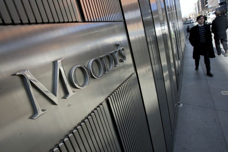 Moody's prevé una recuperación lenta y que España crezca un 6 % en 2021