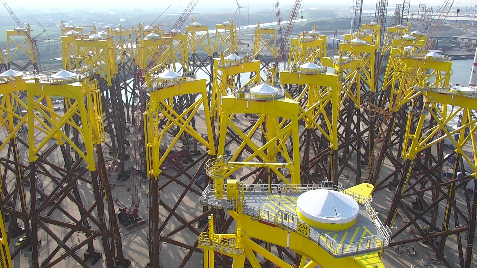 Un ‘dron regional’ vigila un parque eólico de Iberdrola en Gran Bretaña