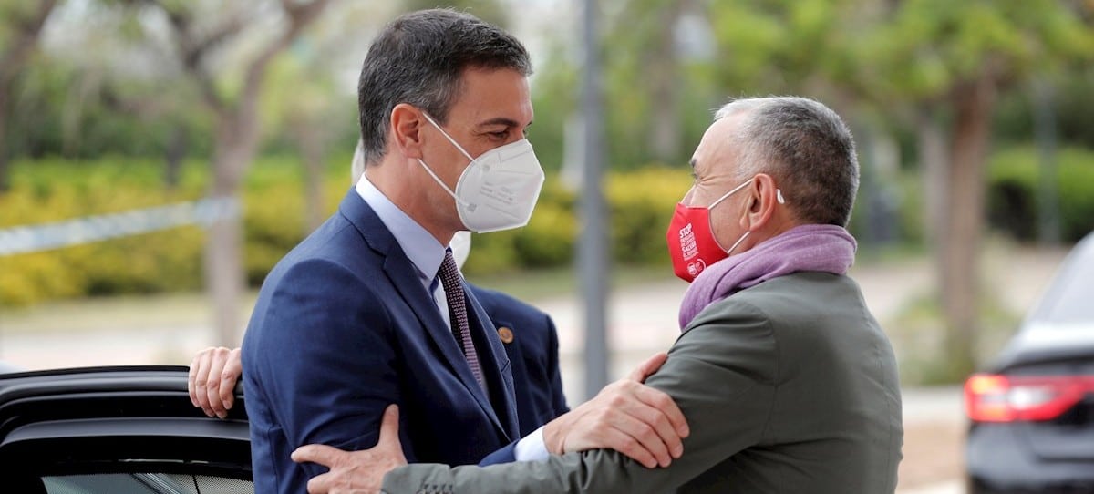 Álvarez, de UGT, crítico con la derecha, aunque es la única que pide una rebaja del IVA de los alimentos o menos IRPF para los trabajadores