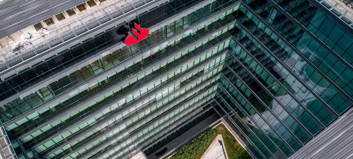 Santander Consumer Bank cerrará sucursales en Italia y reducirá su plantilla