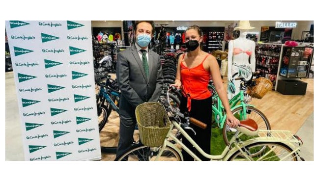 El Corte Inglés y ODSesiones de la UMU fomentan el uso de la bicicleta entre los universitarios