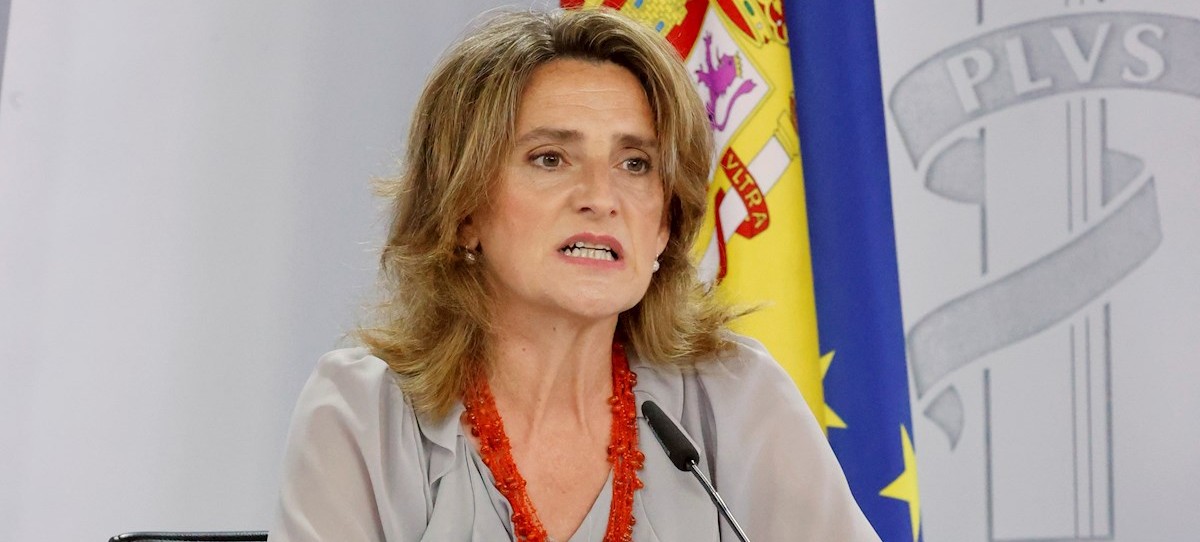 Las eléctricas se defiende de los ataques de Ribera: La transparencia es la más alta de Europa