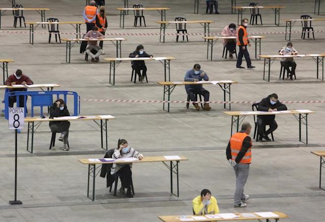 Las Administraciones compensarán con 20 días a interinos que no logren plaza