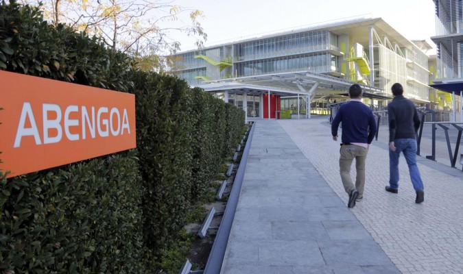 Accionistas de Abengoa critican las intenciones de Terramar y piden al Estado sentarse en el consejo y tutelar el rescate