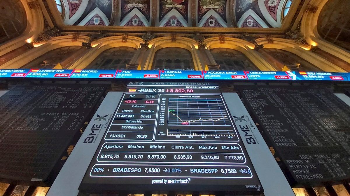 El Ibex 35 se topa con el 9.000 en su recuperación