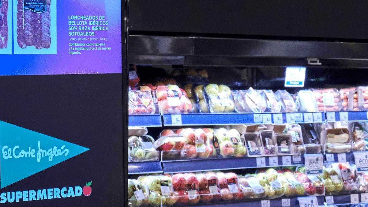 Supermercados El Corte Inglés sale de los grandes almacenes