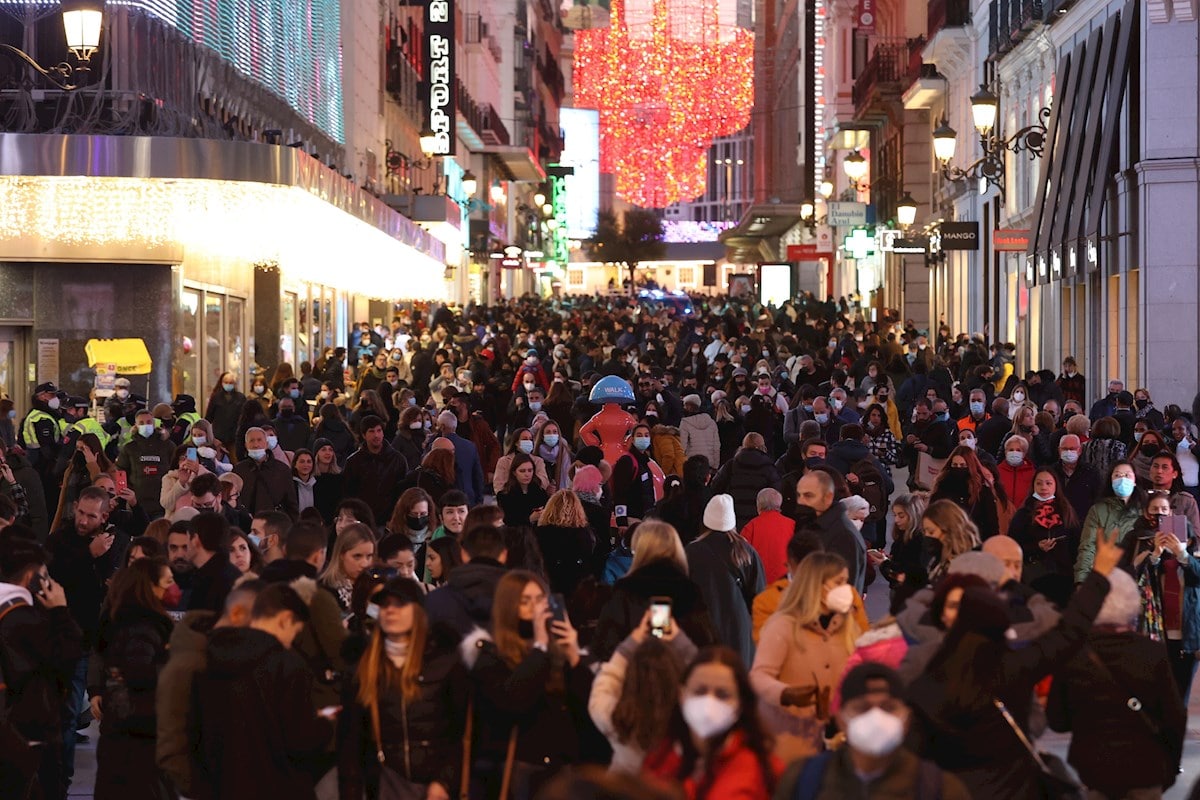 España entra en riesgo alto por covid tras el Puente y a dos semanas de la Navidad