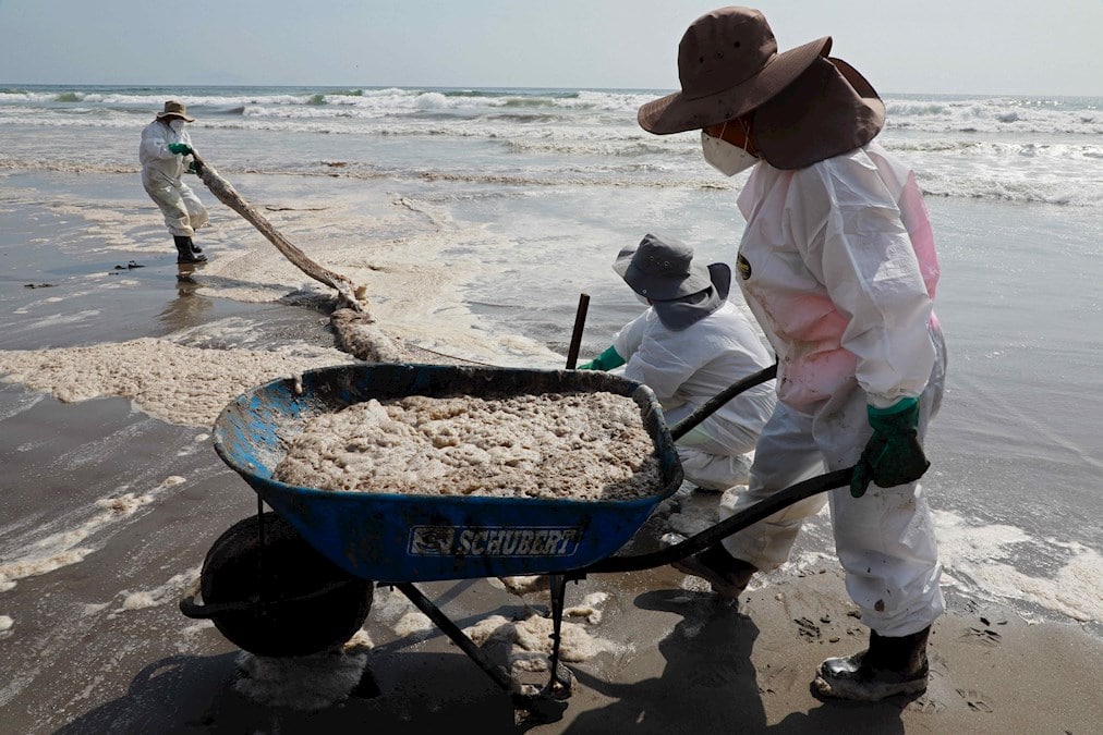 Repsol niega un nuevo vertido de crudo en Perú