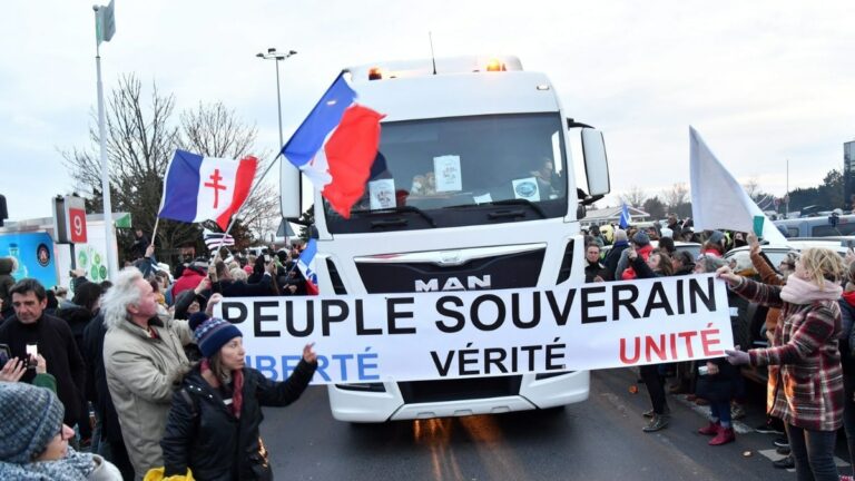 Los convoyes por la libertad se están extendiendo a Europa. París es uno de esos países.