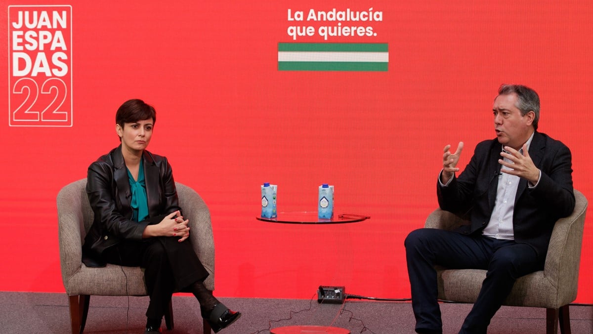 El Gobierno, desbordado por la huelga de transportes, culpa a la ‘ultraderecha’