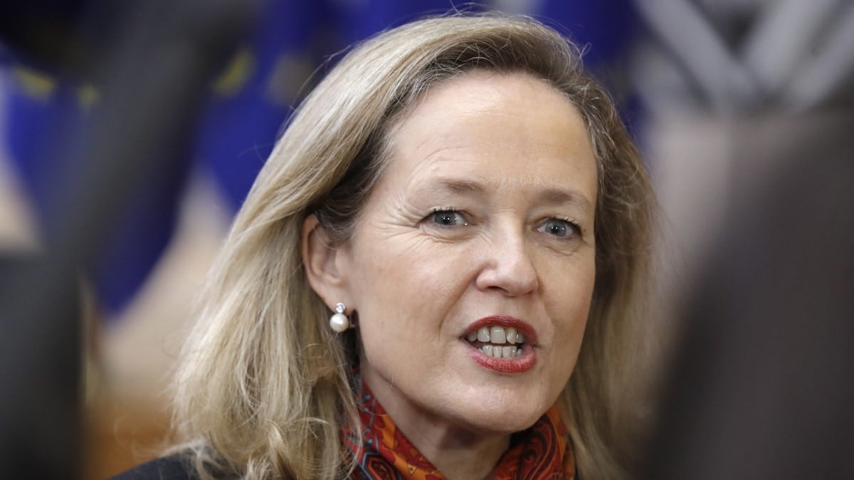Calviño repite el mismo error con la guerra que con el coronavirus: ‘España está menos expuesta’