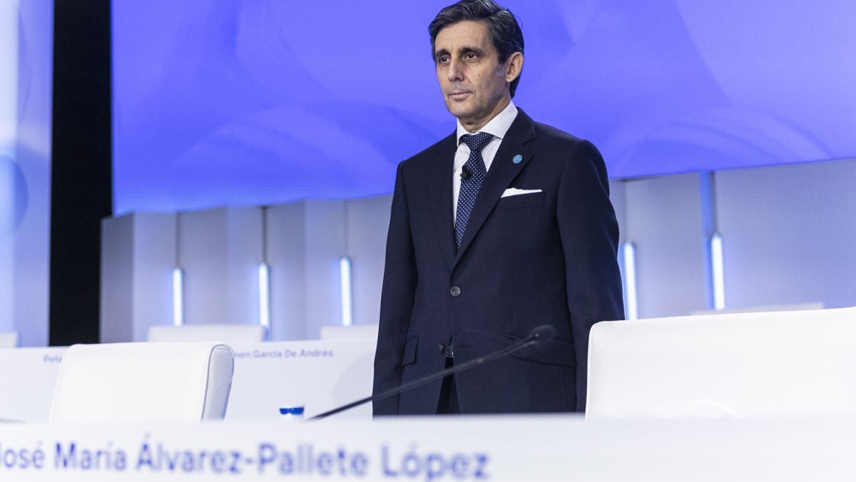 Pallete informa en el consejo a los grandes accionistas de Telefónica, BlackRock, CaixaBank y BBVA, de la entrada de STC