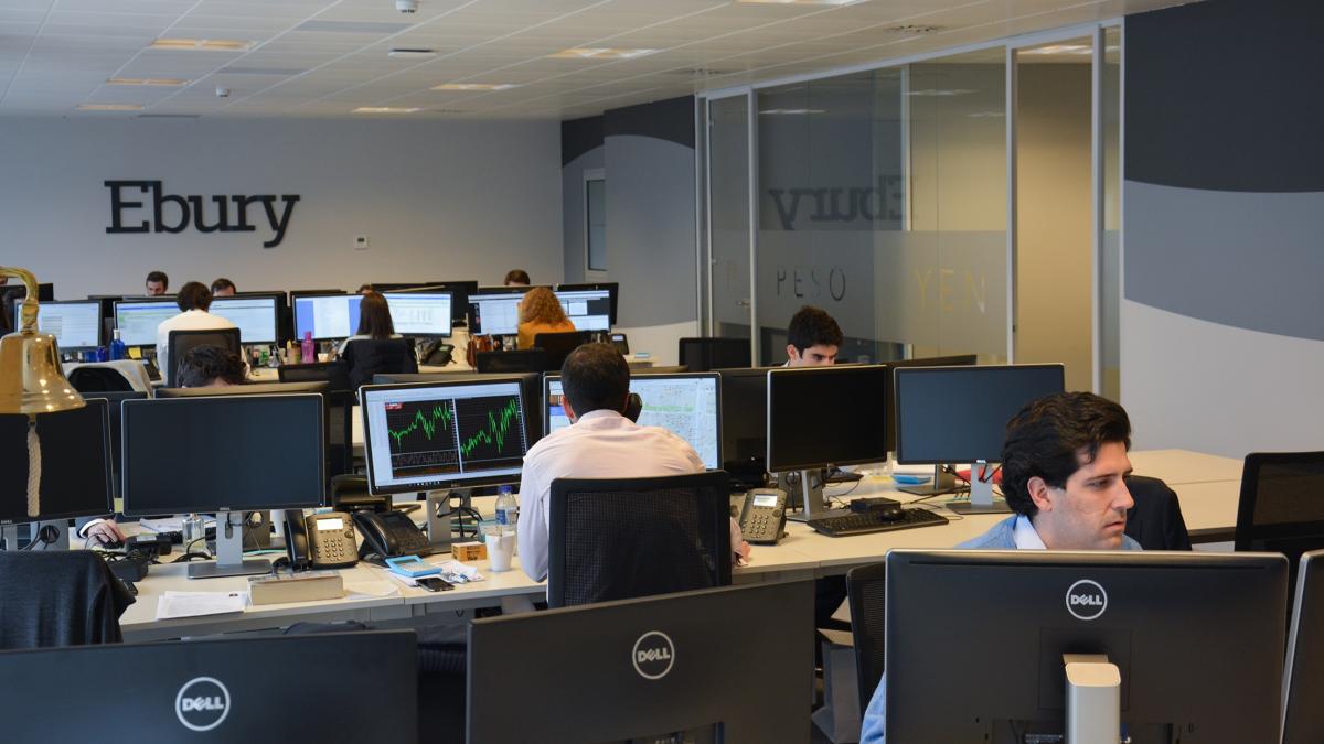 La fintech Ebury, controlada por el Banco Santander, compra el banco brasileño Bexs