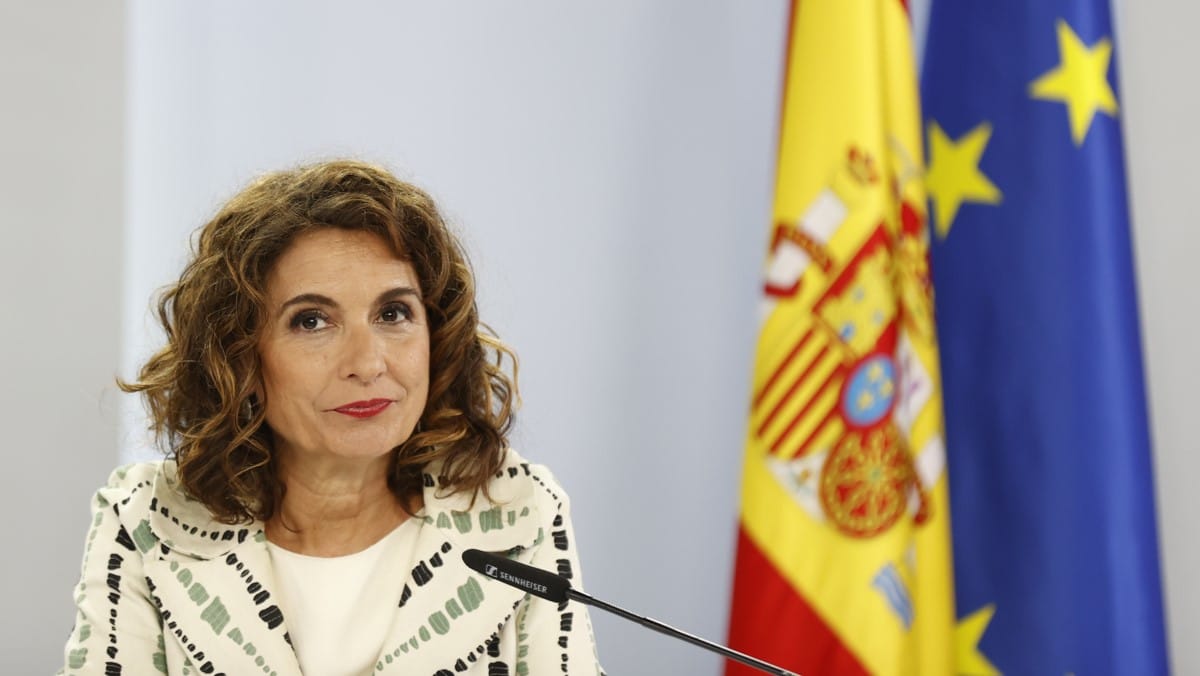 Los funcionarios solo tendrán que ir dos días al Ministerio mientras las citas previas se eternizan