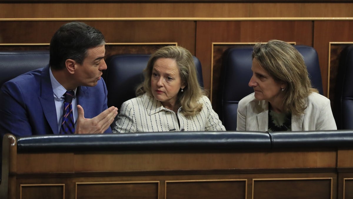 El Gobierno, con Calviño a la cabeza, carga contra Ferrovial a la que ‘acusan de no ser española’