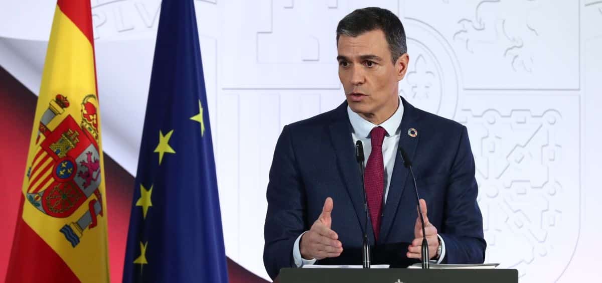 Cheque de 200 euros, rebaja del IVA en algunos alimentos, fin al descuento en carburantes… las medidas anticrisis