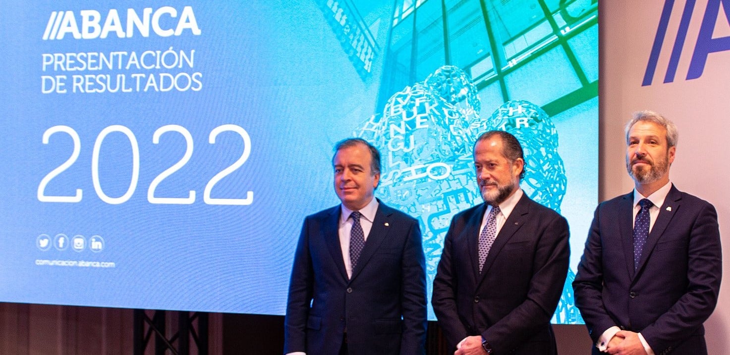 Abanca emite deuda al 8,375%