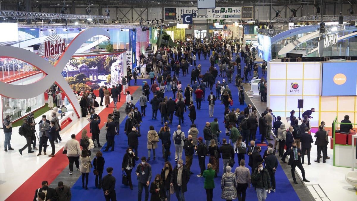Los hoteleros, al calor de Fitur, prevén un 2023 de récord