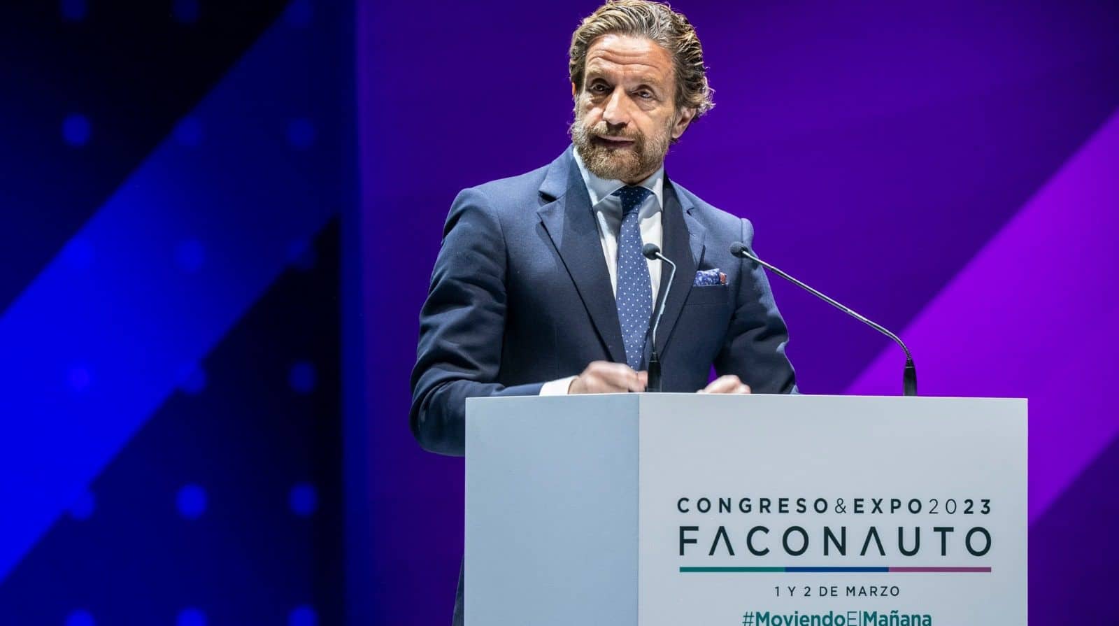 Faconauto advierte que el vehículo privado se está alejando de la clase media