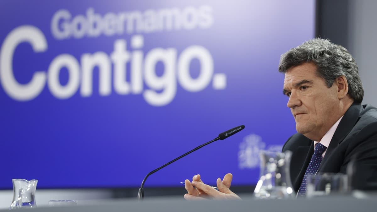La Seguridad Social pasará de pedir prestado a tener una hucha de 120.000 millones, según Escrivá