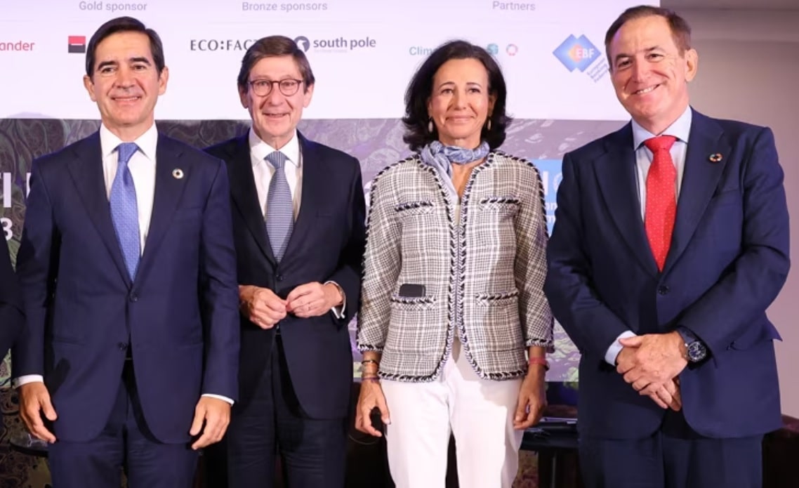 Nuevo golpe del PSOE Sumar a la banca, clave en la financiación de empresas y hogares